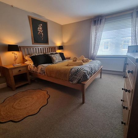Bridge Street Apartment Абъристуит Екстериор снимка
