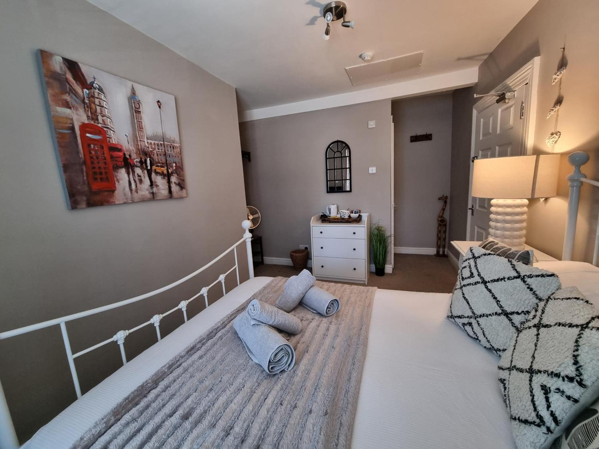 Bridge Street Apartment Абъристуит Екстериор снимка